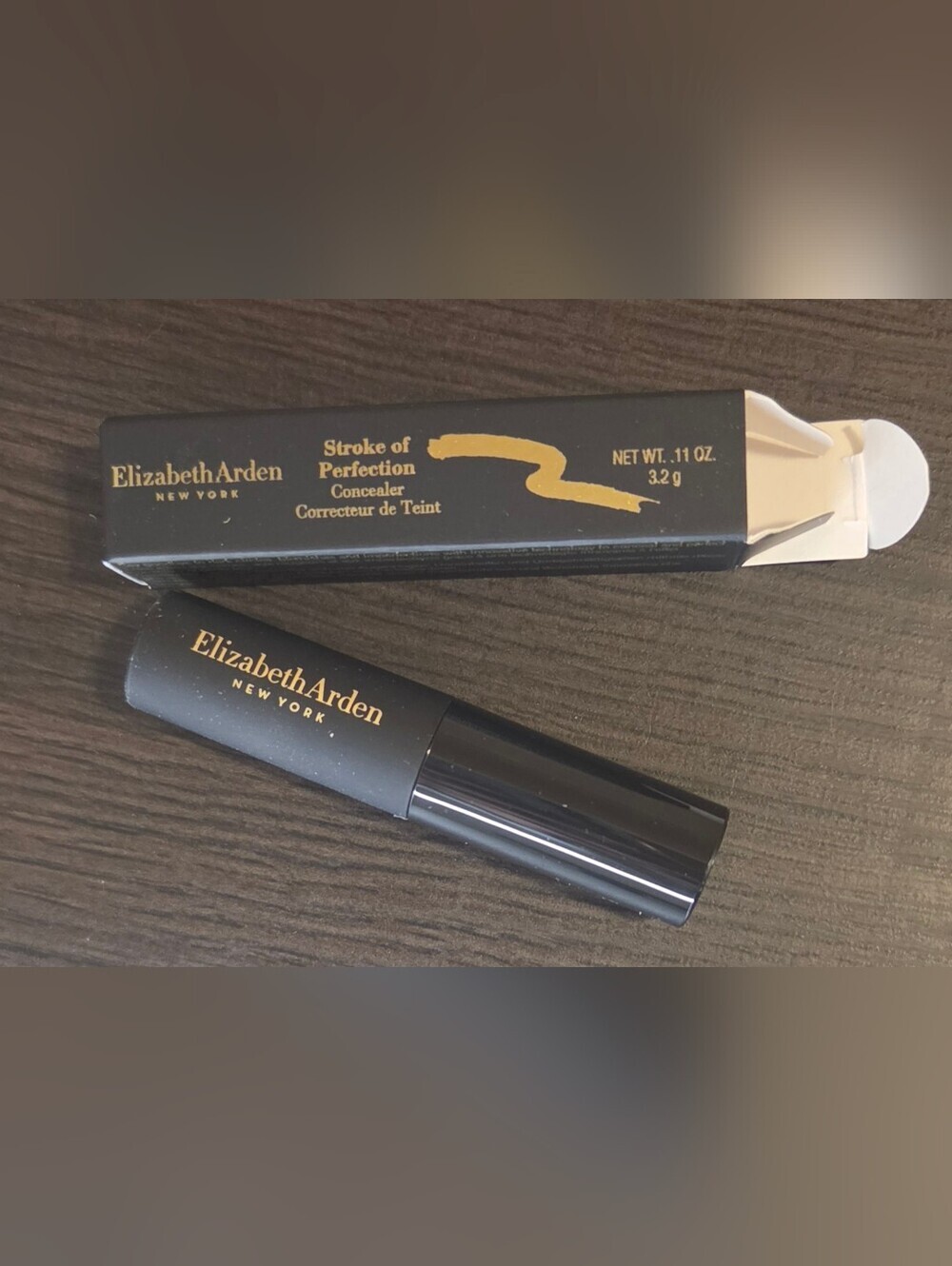 🕯Elizabeth Arden Stroke of Perfection Concealer Deep 04 NIB 3.2g - Picture 6 of 6